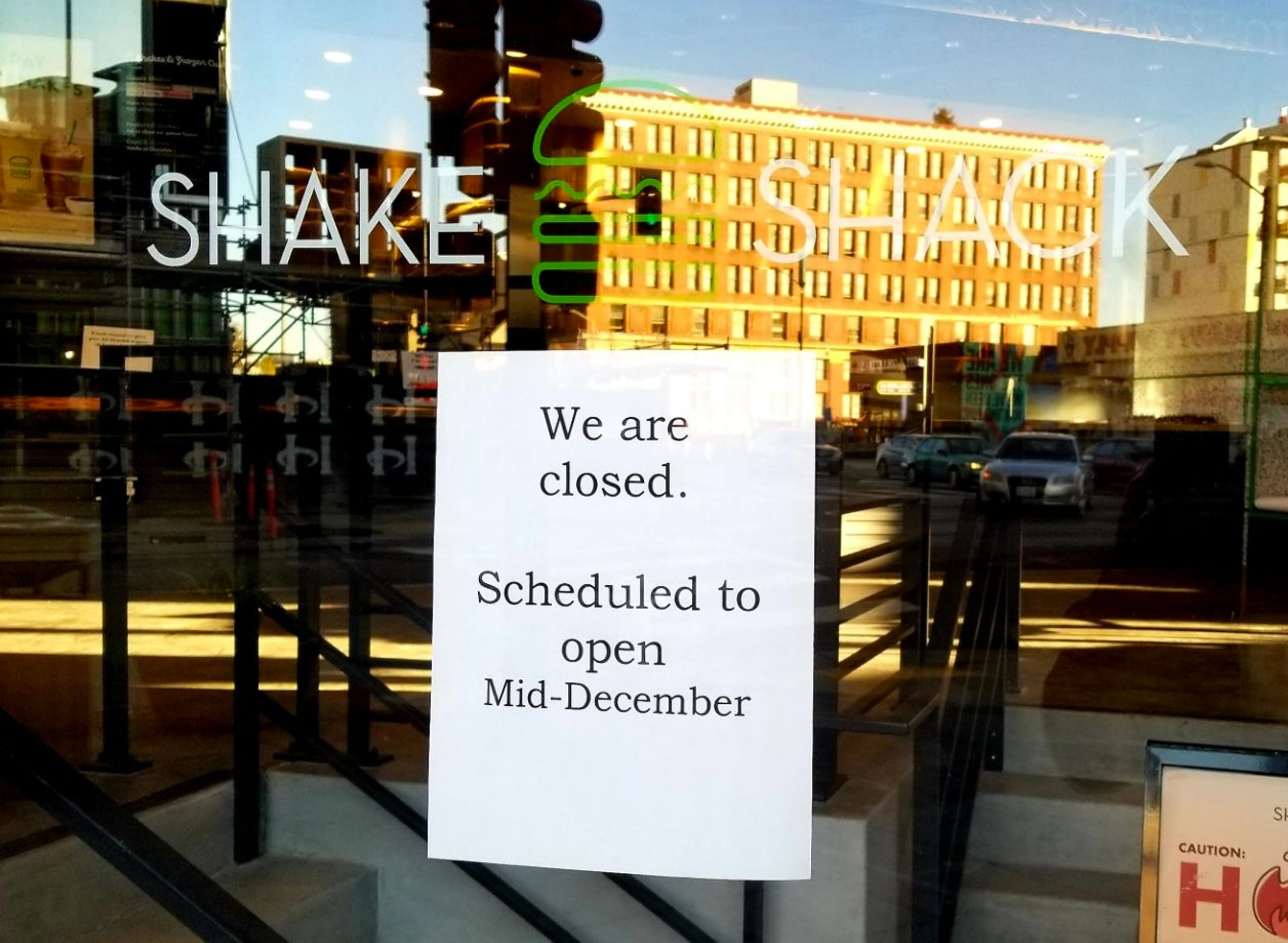 https://img.hoodline.com/2020/11/shake-shack-oakland-sorry.webp