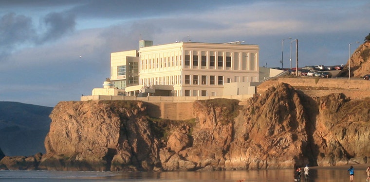 The Cliff House set to close indefinitely as longtime operators say Park Service failed to help them