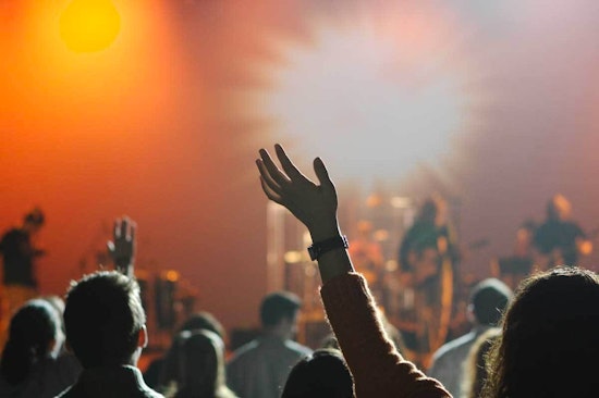 Concert coronavirus outbreak sickens band, guests, cancels upcoming show