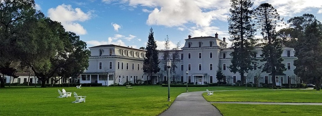 Judge halts Mills College merger with co-ed school