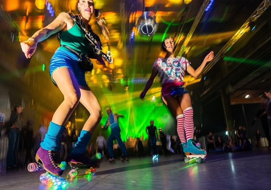 A covered, outdoor roller rink with live DJs called ‘San FranDisco’ has opened at Civic Center