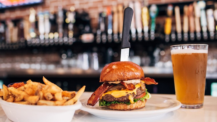 Slater’s 50/50 opening in South San Jose serving mouthwatering bacon-infused burgers