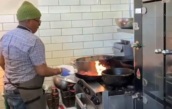 Fried chicken master and former Miss Ollie's owner opens new, simpler restaurant concept