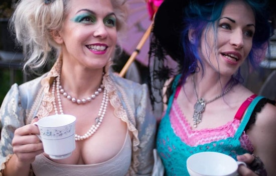 Bay Area Summertime Happenings 7/8-7/10: SF Mime Troupe, Victorian Oddities Market, more