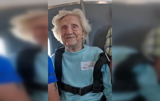 104-Year-Old Chicago Daredevil Dorothy Hoffner Passes Days After Her World Record Sky Dive