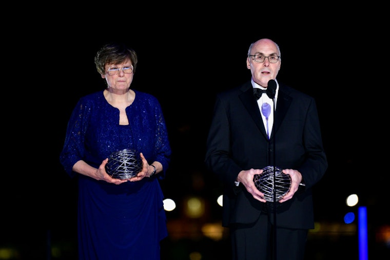Boston Area Native Dr. Drew Weissman and Katalin Karikó Win Nobel Prize in Medicine for mRNA COVID-19 Vaccine Breakthrough
