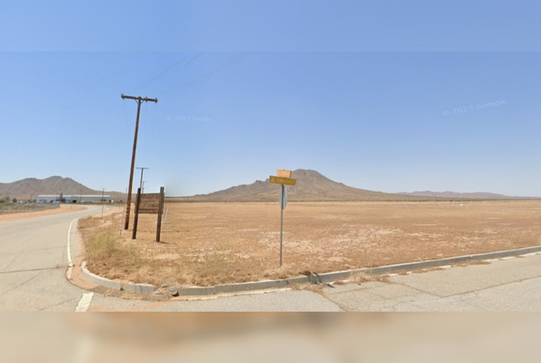 Apple Valley Traffic Stop Unveils Gas Mask, Body Armor, and Fraudulent Military Decor