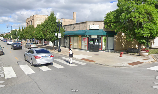 Armed Robbery and Gunfire Rock Chicago Store; Brave Employees Resist Thieves' Demands