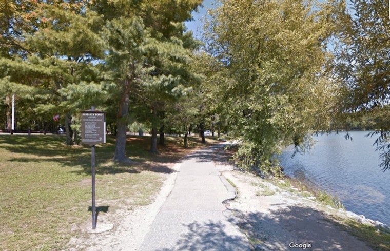 Boston's Jamaica Pond Closed Due to Suspected Algae Bloom, Health Officials Advise Caution