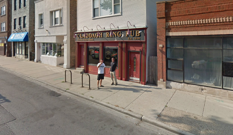 Chicago Bar's $5,000 Bet Bust: Free Drinks for Patrons after Bears' Stunning Loss