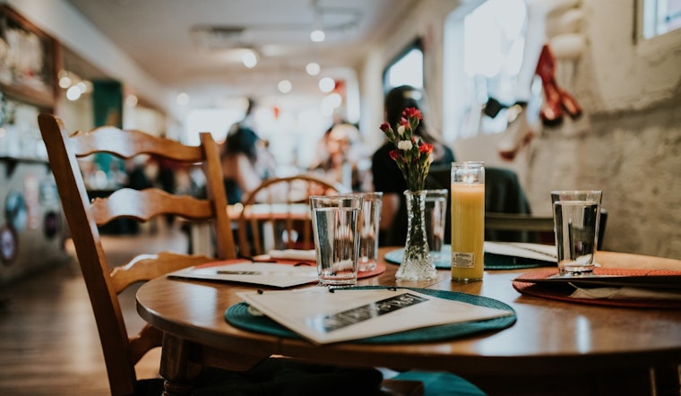 Chicago Eateries Grapple with Surcharges: Necessary Evil or Betrayal of Trust?