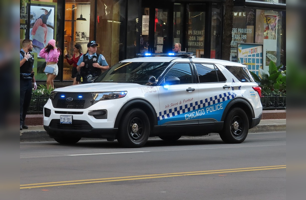 Multiple Armed Robberies Strike Chicago This Morning