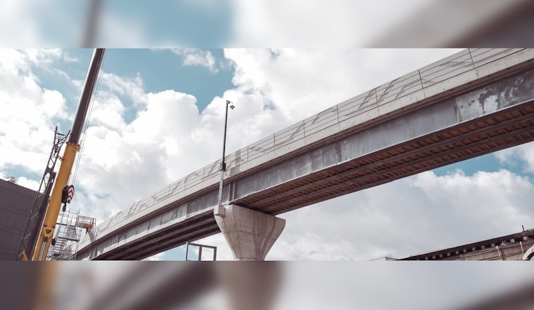 Chicago's Red and Purple Modernization Project Disrupts Daily Lives but Promises Future Benefits