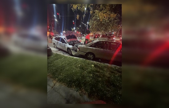 8 Injured in Chicago Two-Vehicle Collision, Including Children - EMS Responds to Chicago Crash