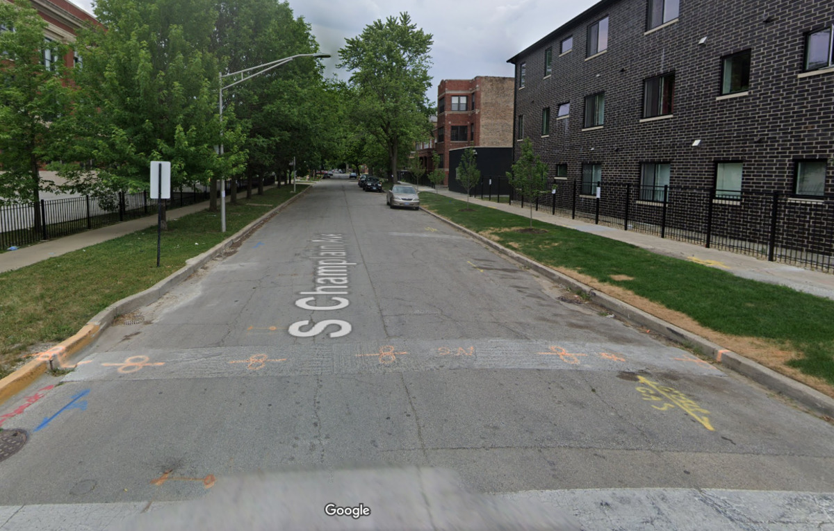 Cyclist Fatally Shot in Chicago's Woodlawn
