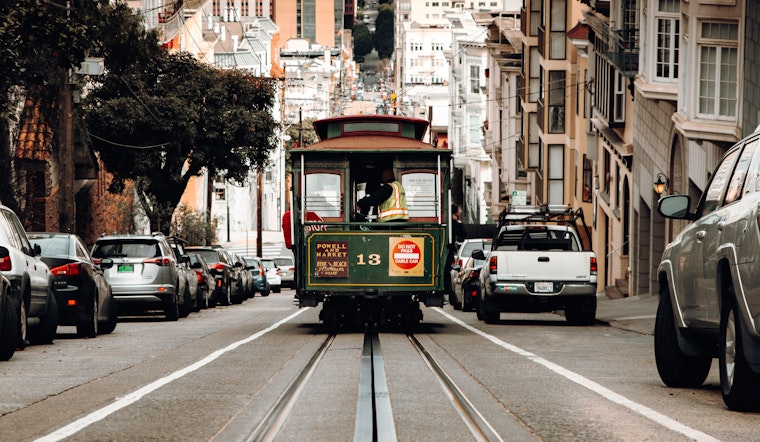 San Francisco Cable Car's Swift Stop to Dodge Collision Leaves 6 Injured