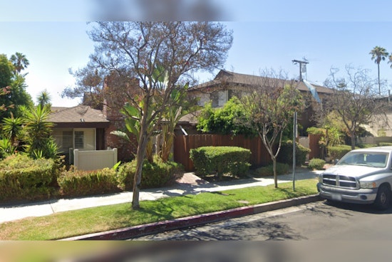 Firefighters Battle Valley Glen Blaze, Saving Adjacent Units in Los Angeles