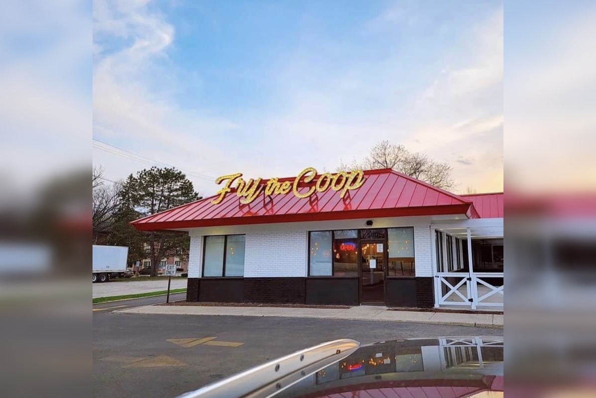 Fry the Coop Heats Up Chicago with Eighth Location in Lincoln Park