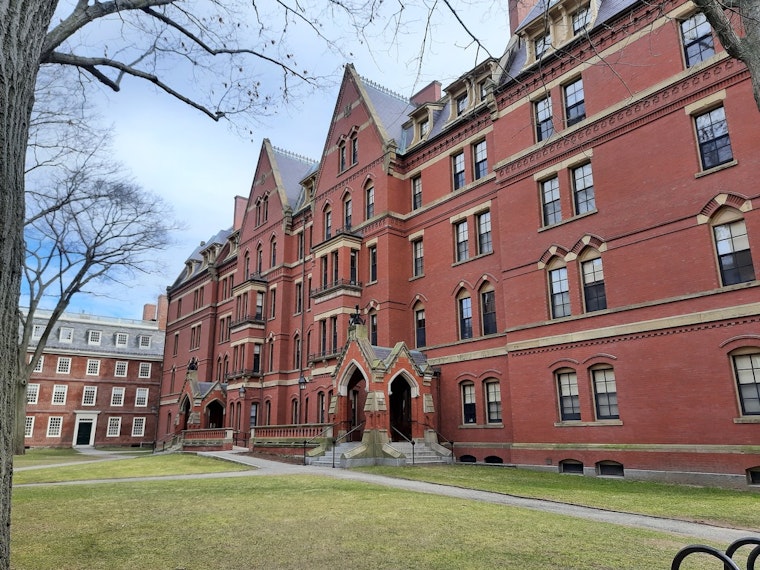 Harvard Groups Ignite Controversy with Statement Blaming Israeli Regime Former President, Alumni Congressmen Criticize University's Response