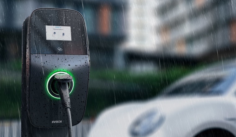 Illinois Electrifies the Future: Gov. Pritzker & EVBox Unveil Fast-Charging Station, Bolster Emission Reduction Efforts