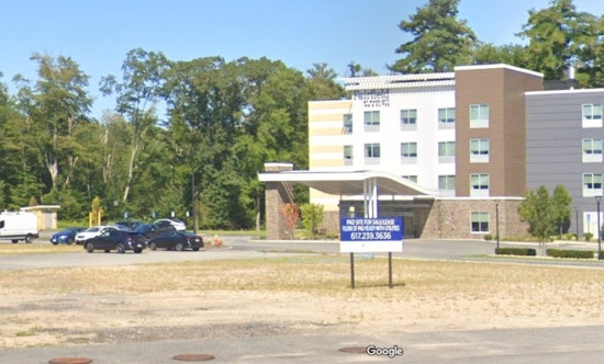 Intoxicated Man Spurs Evacuation and Police Response at Mansfield's Fairfield Inn