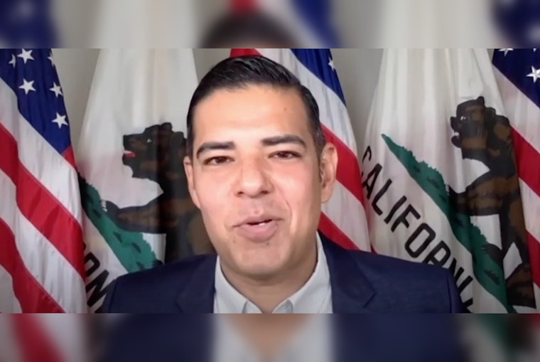 Long Beach to Boost Justice Fund, Offering Free Legal Aid to Low-Income Immigrants Facing Deportation