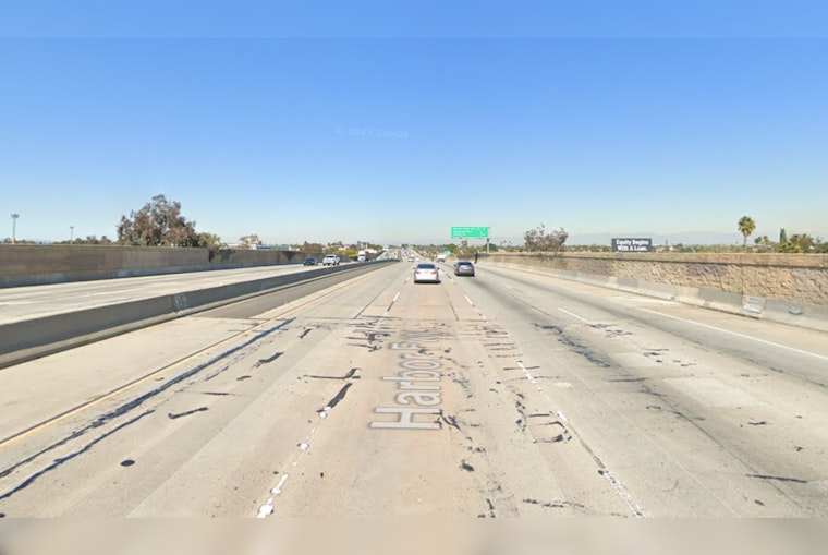 Los Angeles Fire Department Controls Wilmington Grass Fire