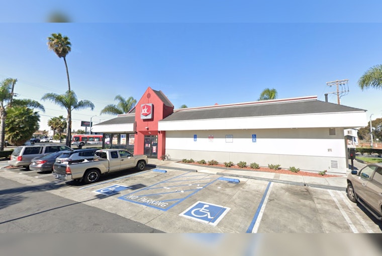 Los Angeles Fire Department Swiftly Extinguishes Blaze at Vermont Vista Jack In The Box