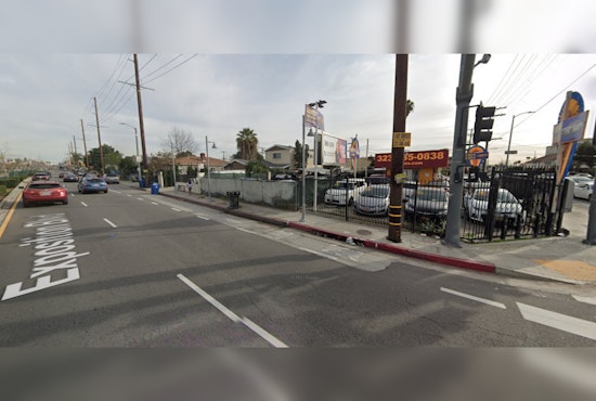 Los Angeles Firefighters Swiftly Subdue Blaze at Exposition Park Commercial Building