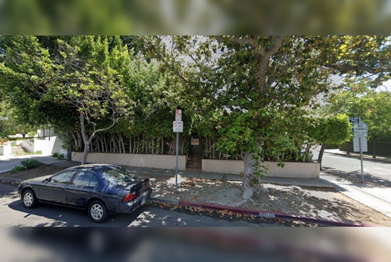 Los Angeles Firefighters Tame Blaze at Beverly Grove Residence in 25 Minutes