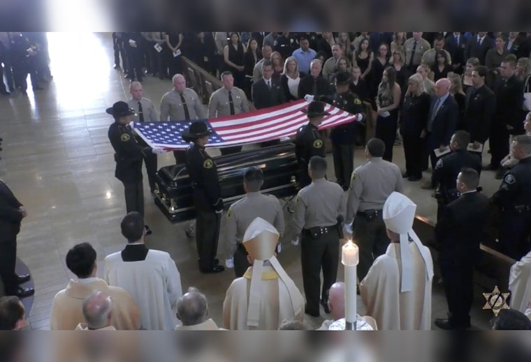 Los Angeles Mourns Slain Deputy Clinkunbroomer