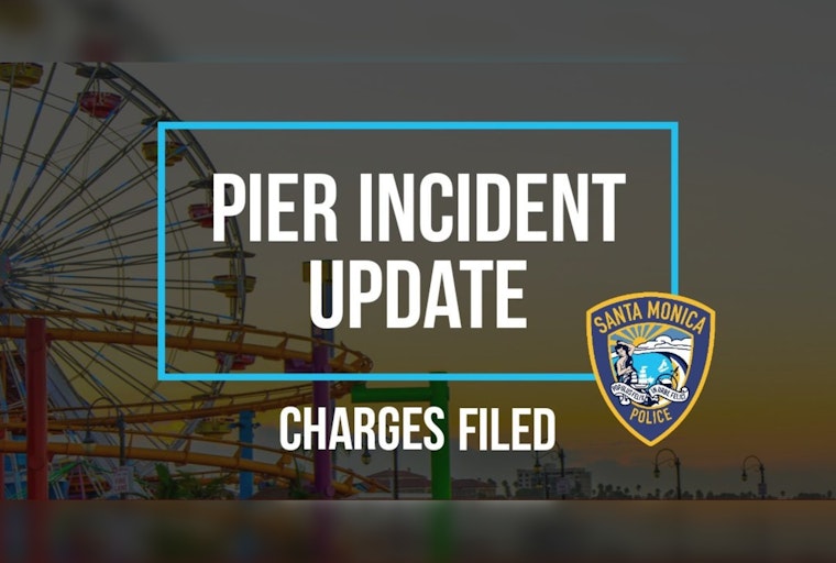 Man Arrested After Scaling Ferris Wheel Claiming to Have a Bomb at Santa Monica Pier