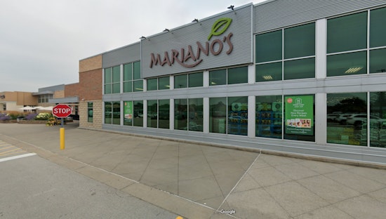Naperville's Mariano's Spearheads Battle Against Single-Use Plastic Bags in Partnership with Kroger