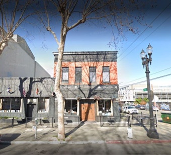 Oakland's Slainte Pub and Grub to Close Doors in 2023, Economic Struggles and Crime Rates Seal Fate