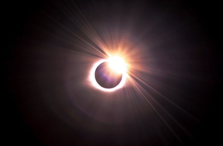 LA Gears Up for Spectacular Solar Eclipse Show This October, Griffith Observatory Offers Safe Viewing
