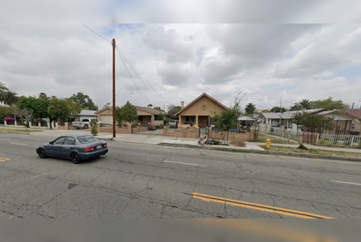 Swift Firefighters Contain Inferno in San Bernardino, Saving Family from Fiery Fate