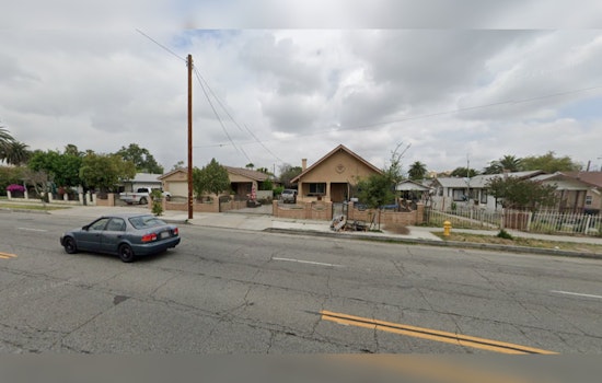 Swift Firefighters Contain Inferno in San Bernardino, Saving Family from Fiery Fate