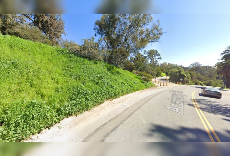 Los Angeles Fire Department Battles Brush Fire in Echo Park Neighborhood
