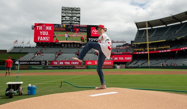 San Diego Man Without Arms Completes Inspiring Tour of All MLB Stadiums, From Seattly to Miami