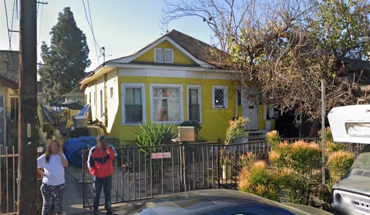Tragic Blaze Claims Life in Central-Alameda Neighborhood, Los Angeles Fire Department Investigates