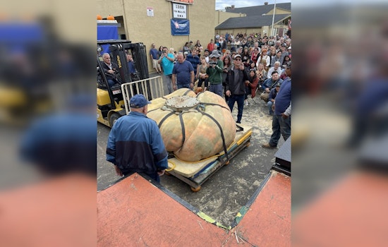 Minnesota Man's Record-Breaking 2,749-Pound Pumpkin "Michael Jordan" Wins $30,000 Prize in Half Moon Bay at California Championship