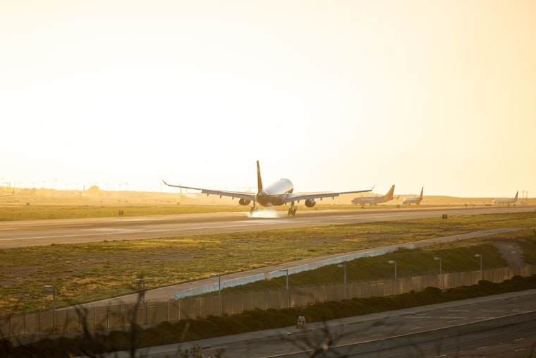 Man Sentenced to 21 Months in Prison for Groping Incident on Flight to LA