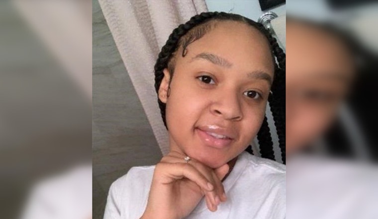 16-Year-Old Chicago Girl, Alannah Moore, Has Been Missing Since Nov. 21