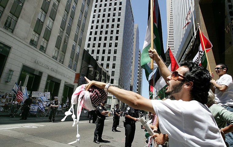 Activists Call for Gaza Ceasefire in SF, LA, Chicago & NYC  Black Friday Protests