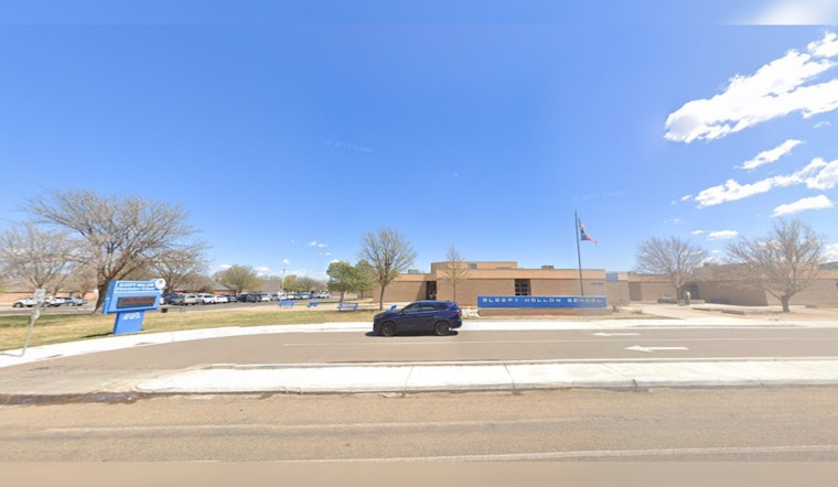 Amarillo's Own 'Grinch' in the Preacher's Festive Fiasco at Elementary School