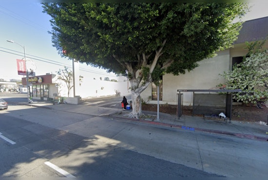 Armed Standoff on Hollywood Metro Bus Diffused with LAPD's Drone and "Robot Dog"