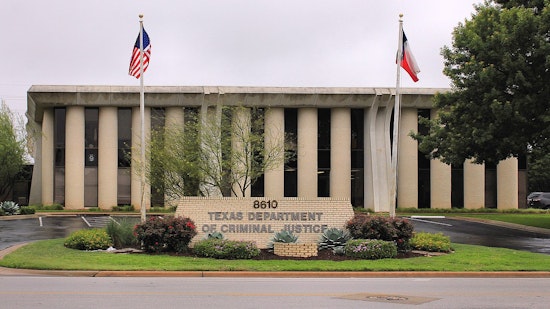Austin Cop's Murder Trial Reaches Day 4, Unanimous Decision Hangs in the Balance Amid Mistrial Concerns