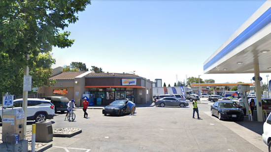 Video: Thieves Attempt ATM Machine Heist with Backhoe in Failed Oakland Store Robbery