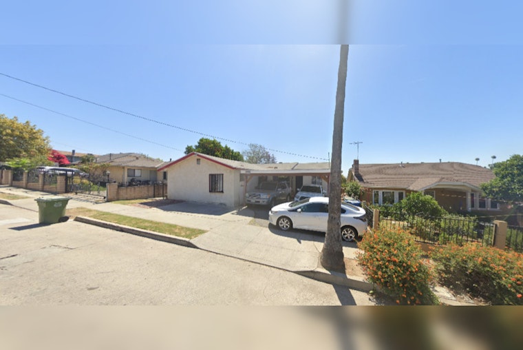 Blaze in El Sereno Home Smothered in a Speedy 17 Minutes