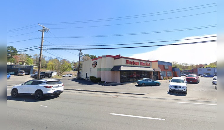 Boston Market Shuts Down Saugus & Waltham Locations, Ruffling Feathers in Massachusetts